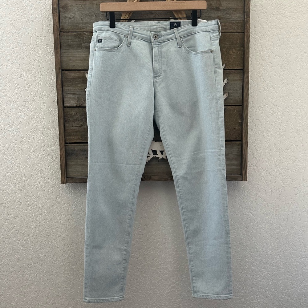 AG Adriano Goldschmied The Legging Ankle Jeans in Light blue size 31โ